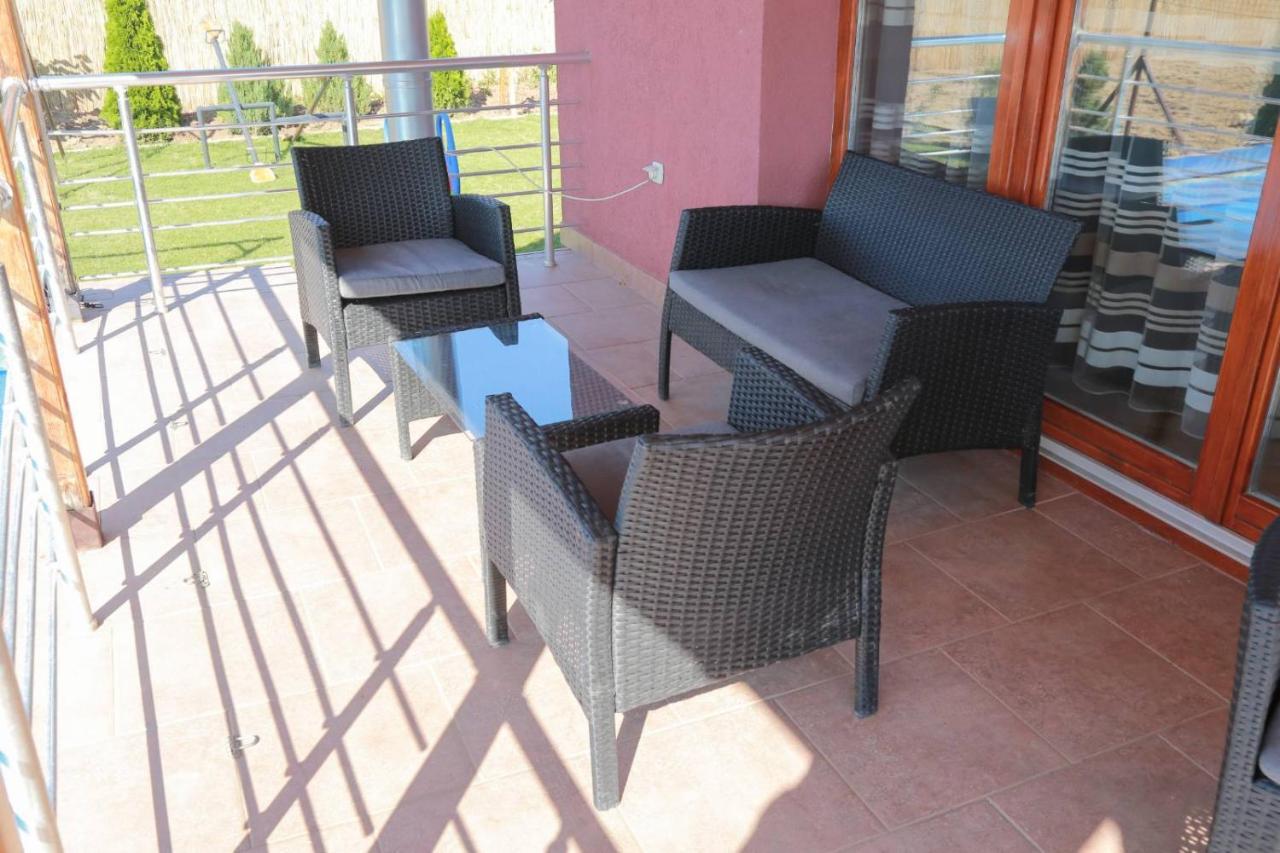 Vila Viktori Pirot Exterior foto